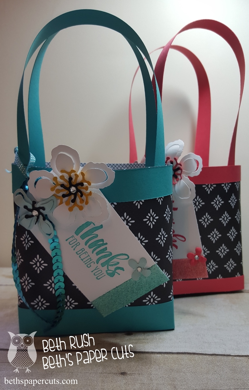 Beth's Paper Cuts Pretty Gift bag!