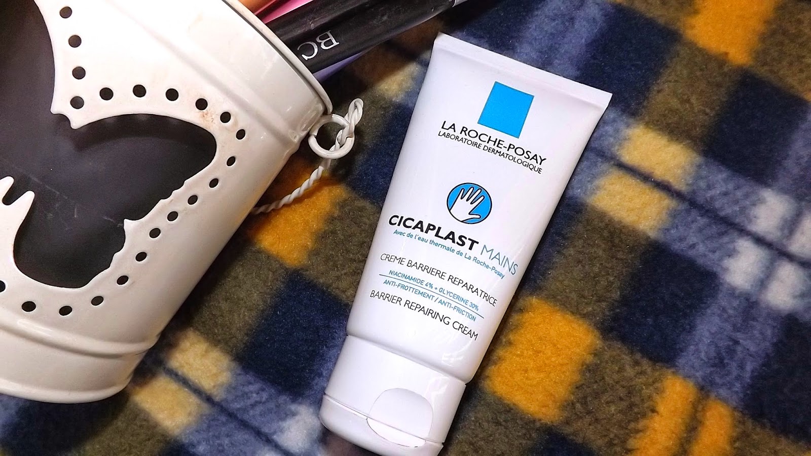 Pløje mini oversøisk Review | La Roche Posay Cicaplast Mains Hand cream - bamblingsofnaffy