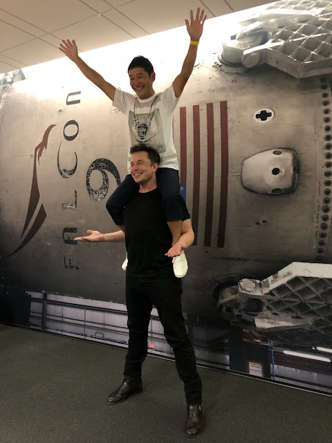 O bilionário japonês Yusaku Maezawa será o primeiro passageiro a voar ao redor da Lua no foguete Big Falcon Rocket (BFR) da SpaceX.