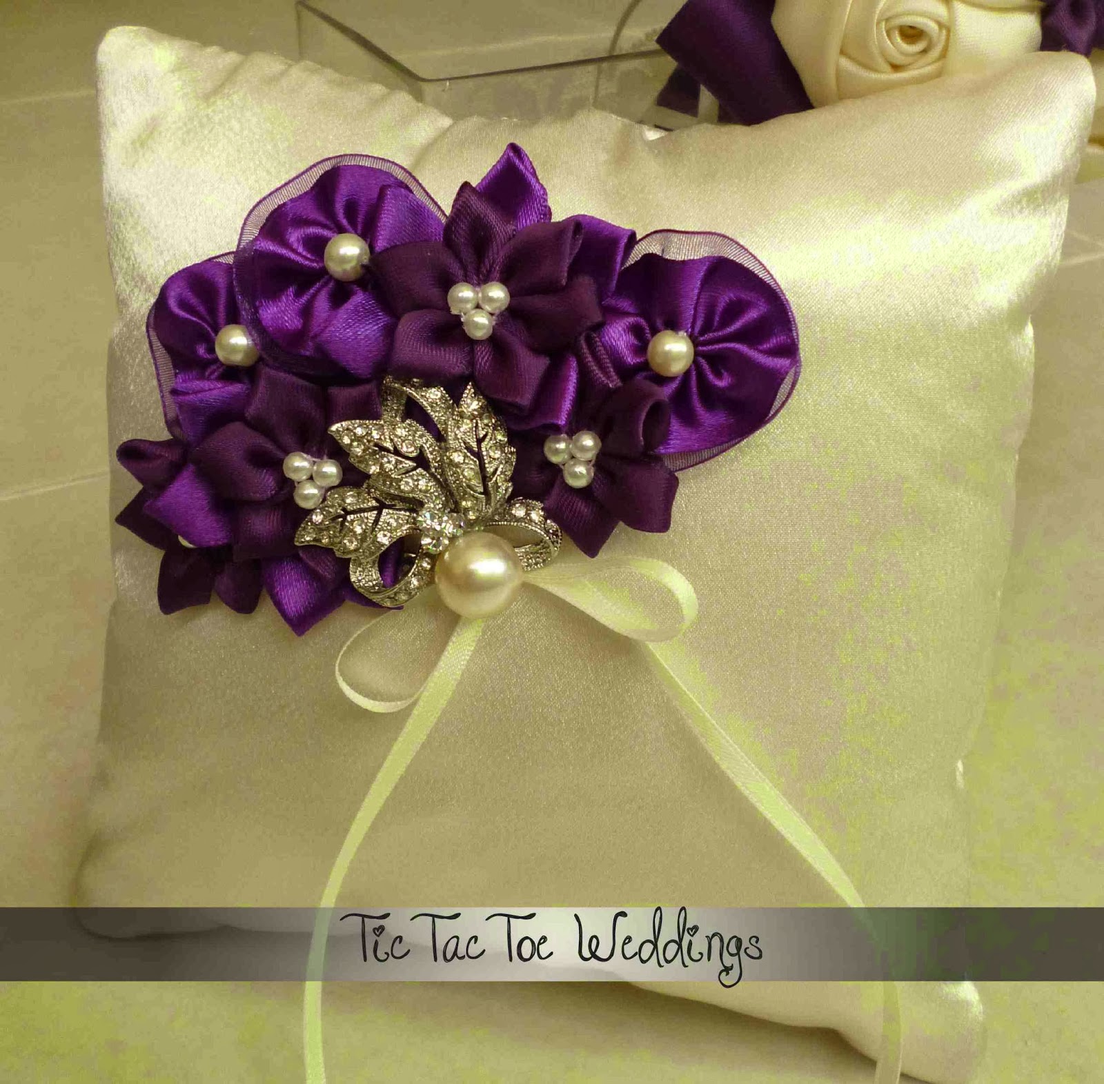 Tic Tac Toe Weddings