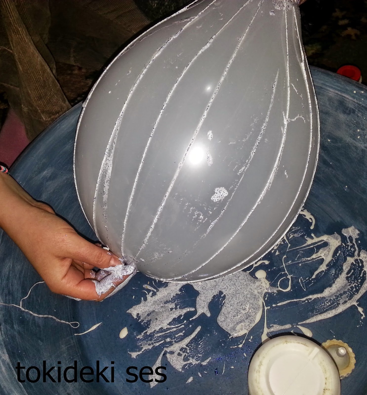 Balonla İpten Avize Yapımı Balonla İpten Avize Yapımı