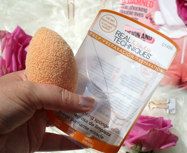 Real Techniques Miracle Cleansing Sponge Reviewed