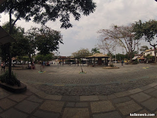 Praça central em Armação dos Búzios/RJ.