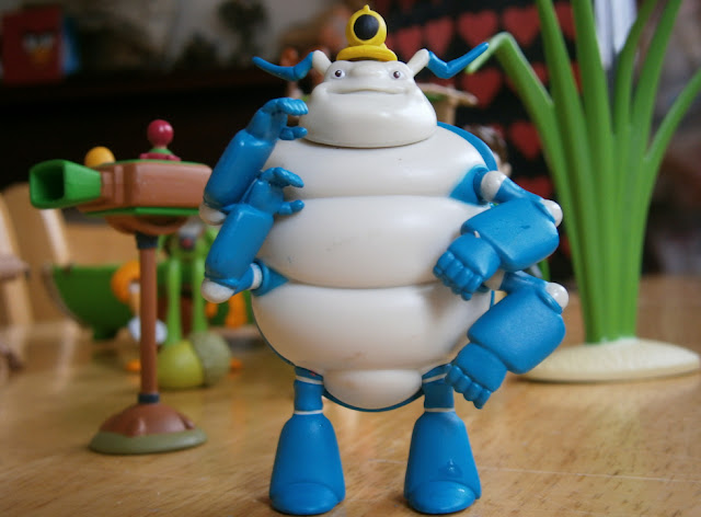 squirmtum character figure toy