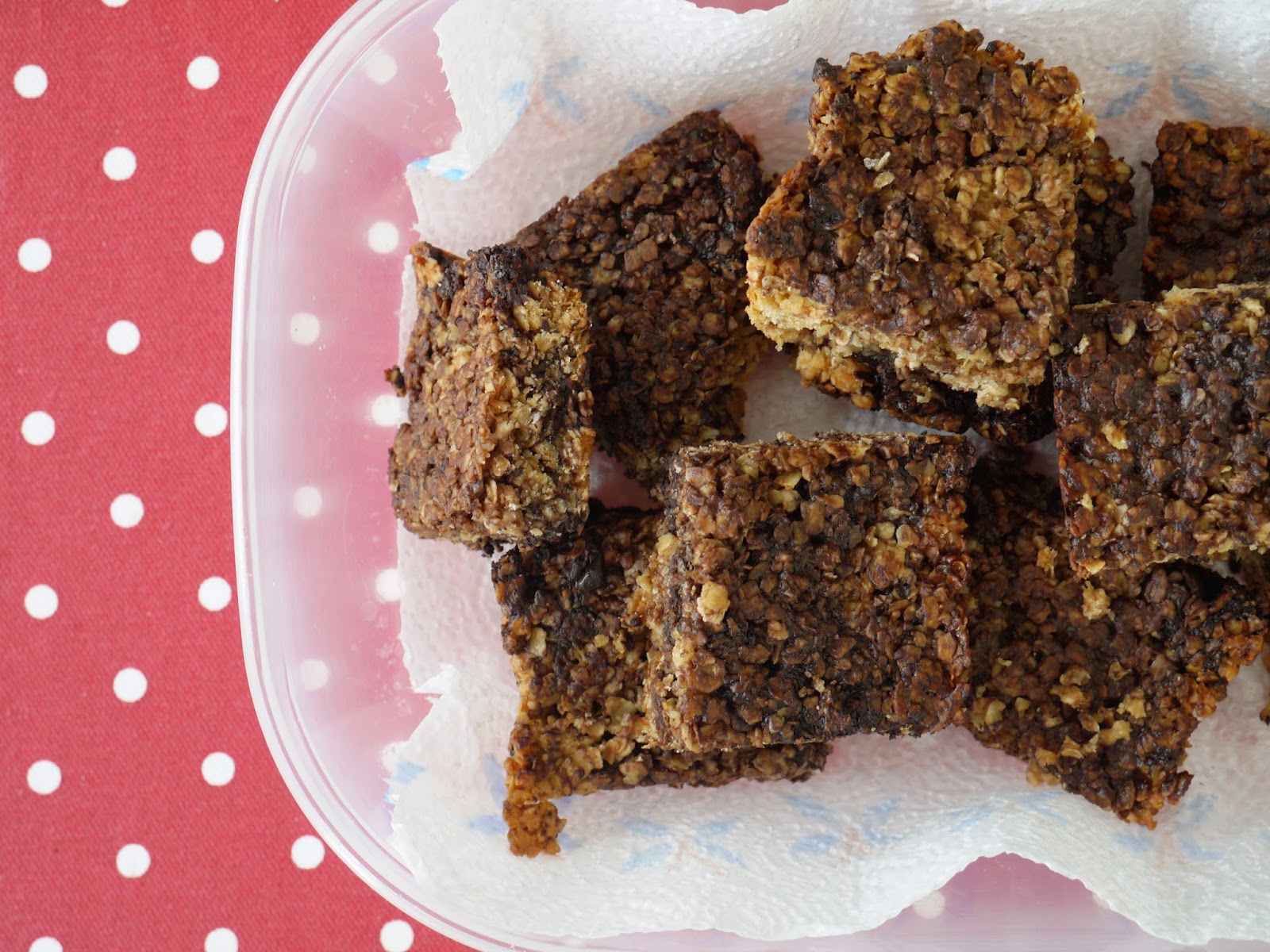 This Muslim Girl Bakes Dark Chocolate + Peanut Butter Flapjacks.