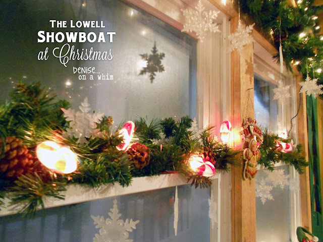 Beautiful decorations on the Lowell Showboat at Christmas via http://deniseonawhim.blogspot.com