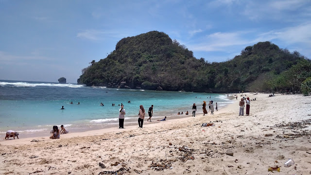 IMG_20181110_113904_HDR Merajut Asmara di Pantai Teluk Asmoro