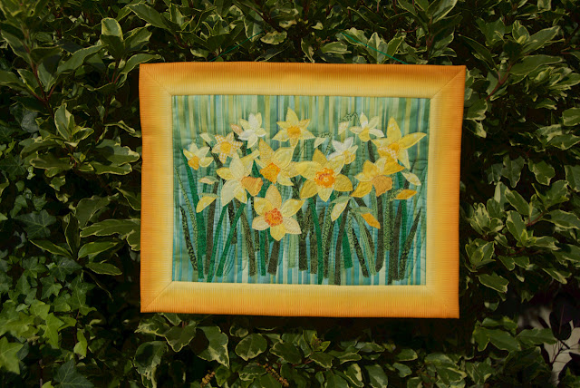 daffodils quilt