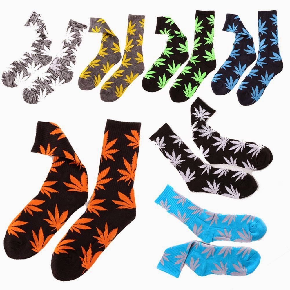 The marijuana world: Marijuana Leaf / Weed Leaf Socks