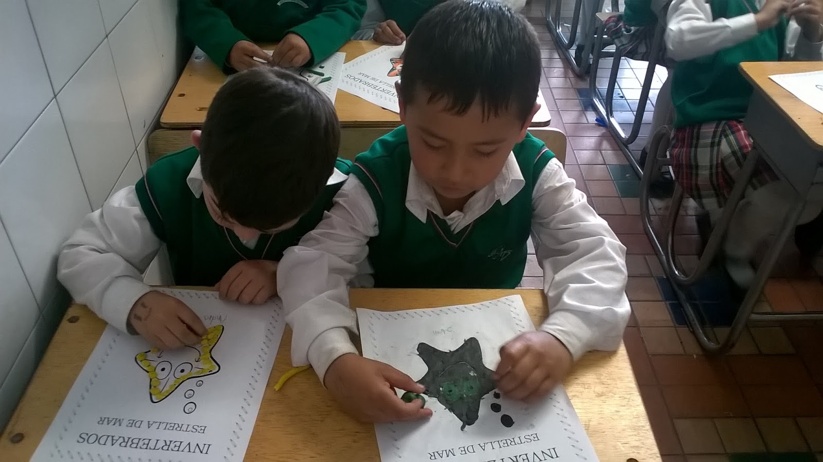 LOS ANIMALES INVERTEBRADOS : TRABAJO LÚDICO CON MIS ESTUDIANTES SOBRE