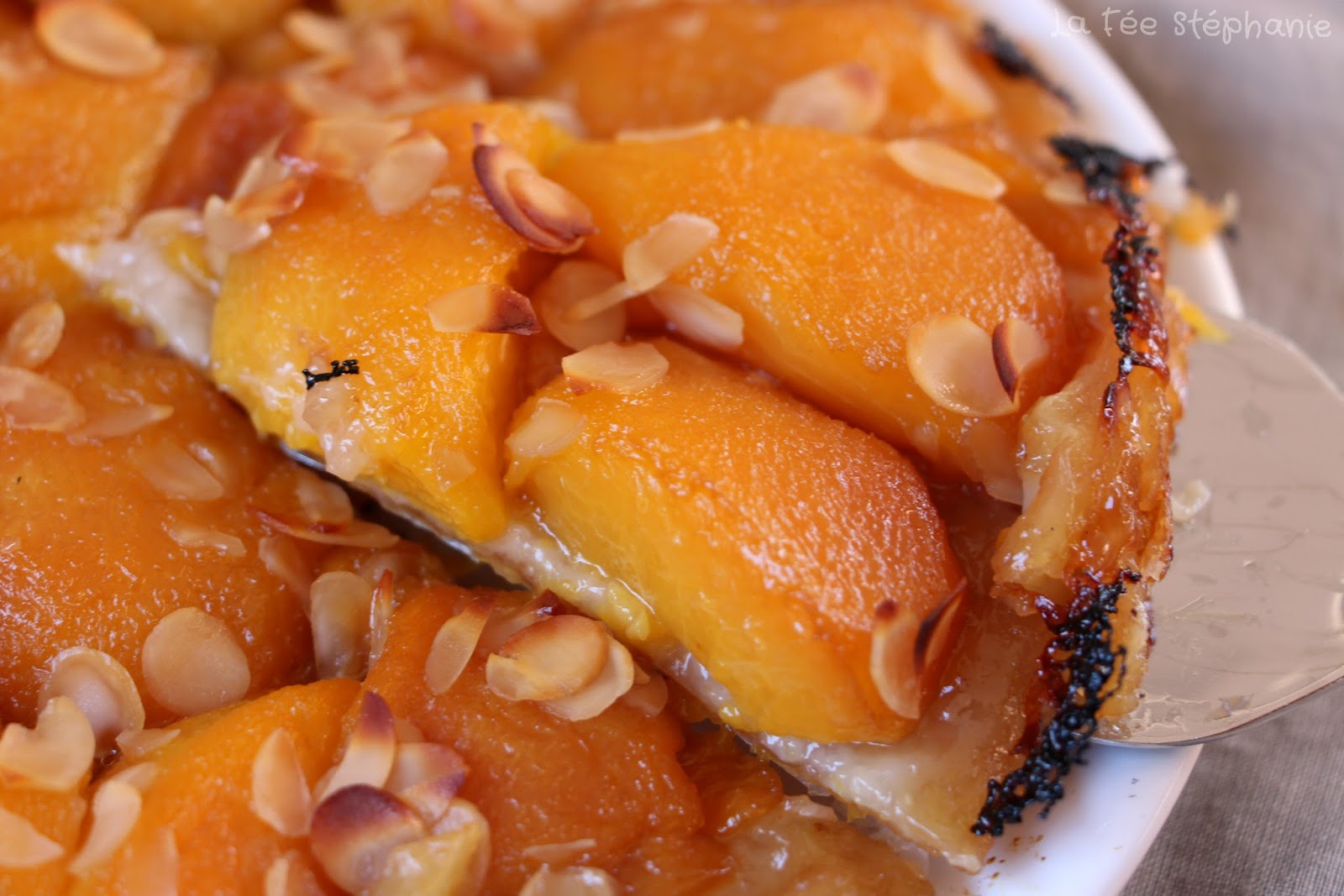 Tarte Tatin A La Peche Sucree Delicieuse Et Tellement Gourmande