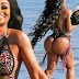 La mannequin Blac Chyna s'affiche fièrement dans un bikini-string sur la plage de Malibu.
