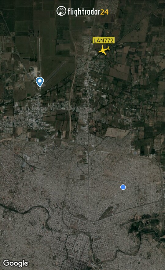 Mi casa respecto al Aeropuerto Córdoba.Imagen Copyright Google Earth/Flightradar24