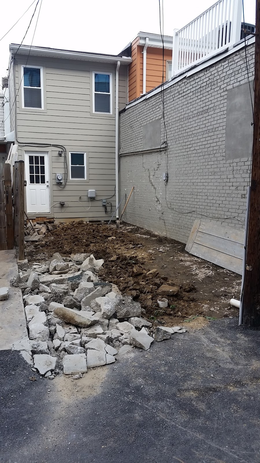 Custom Stoneworks & Design Inc. Parking Pad Driveway in Federal Hill Baltimore