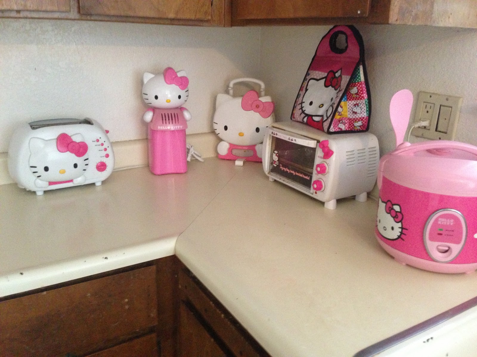 Not Blessed Mama: I Have A Hello Kitty Kitchen