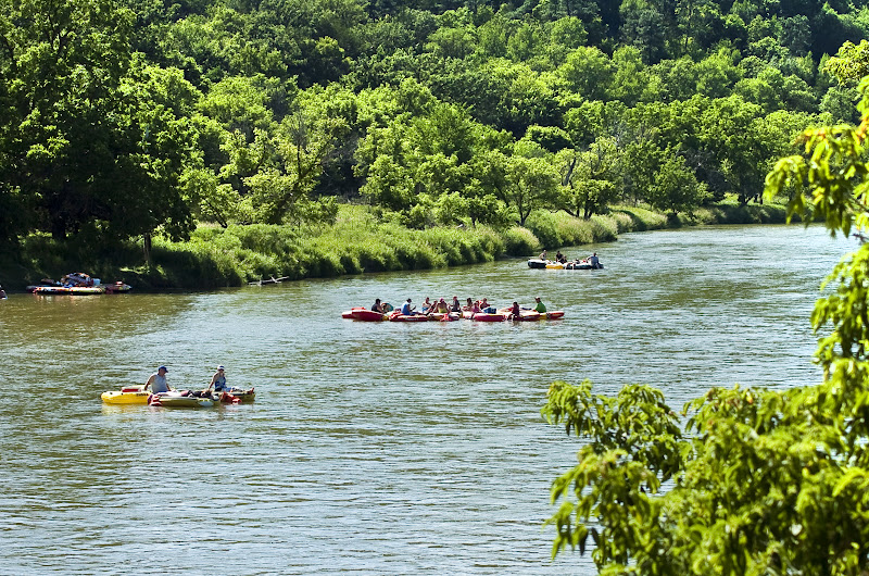 Sandhills Western Vacations Before summer ends...tube the Niobrara!