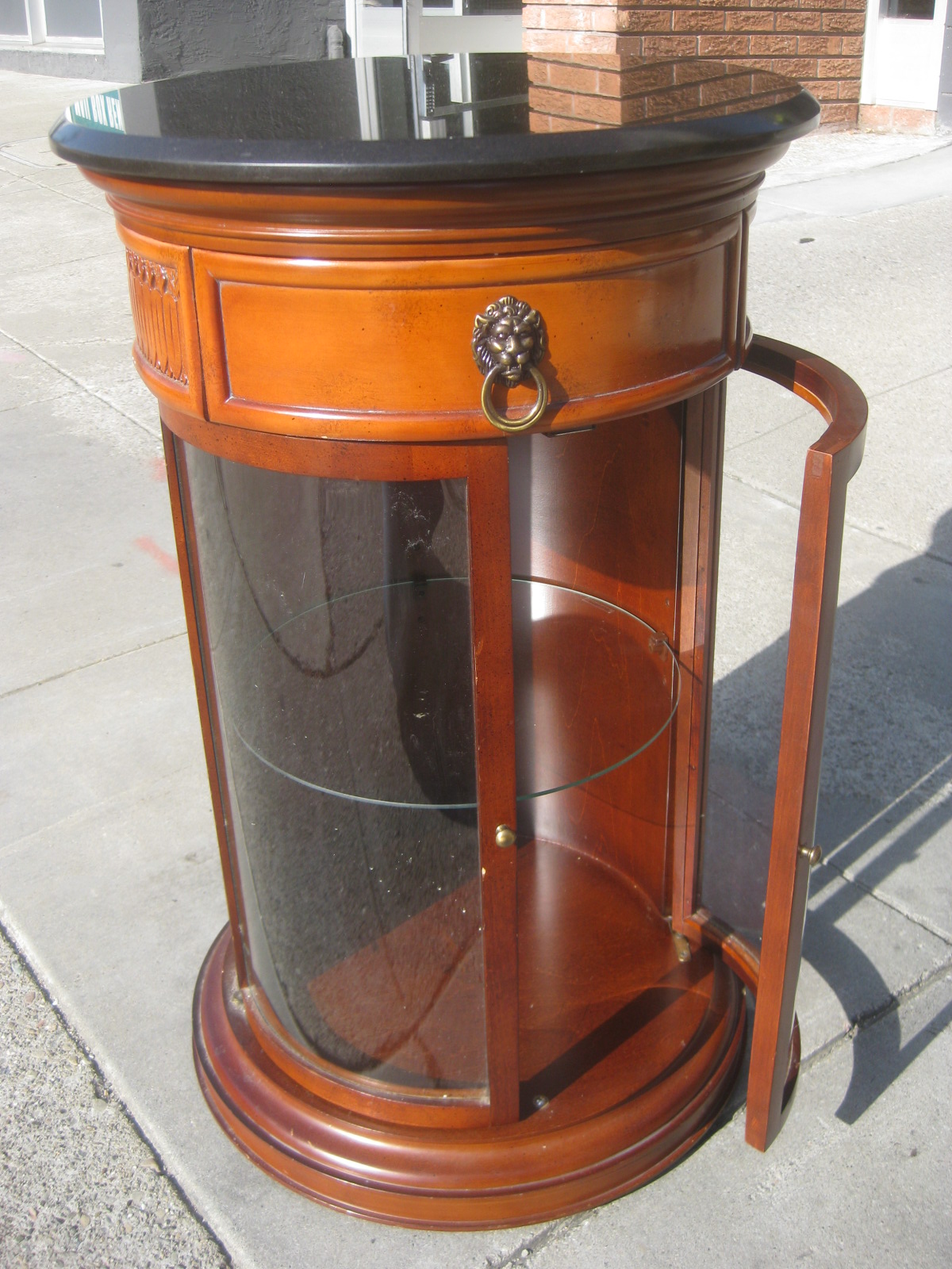 UHURU FURNITURE & COLLECTIBLES SOLD Short, Marbletopped Curio