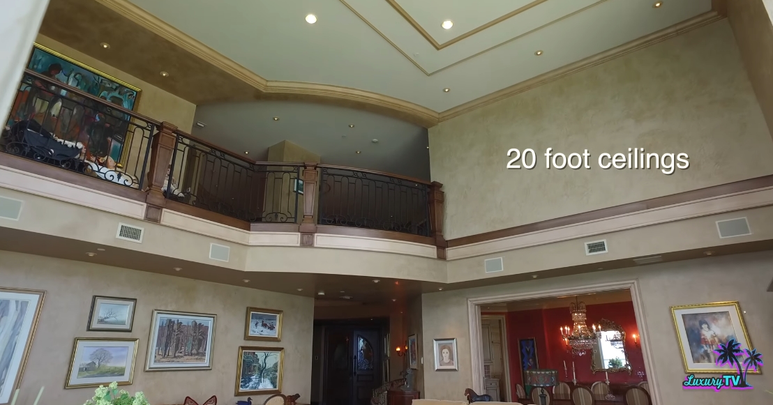 34 Photos vs. 6051 N Ocean Dr PH 5, Hollywood, FL Interior Design Luxury Penthouse Tour