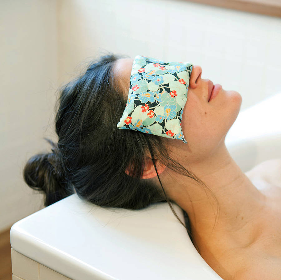 101 Handmade Gift Ideas 10. Eye Pillow