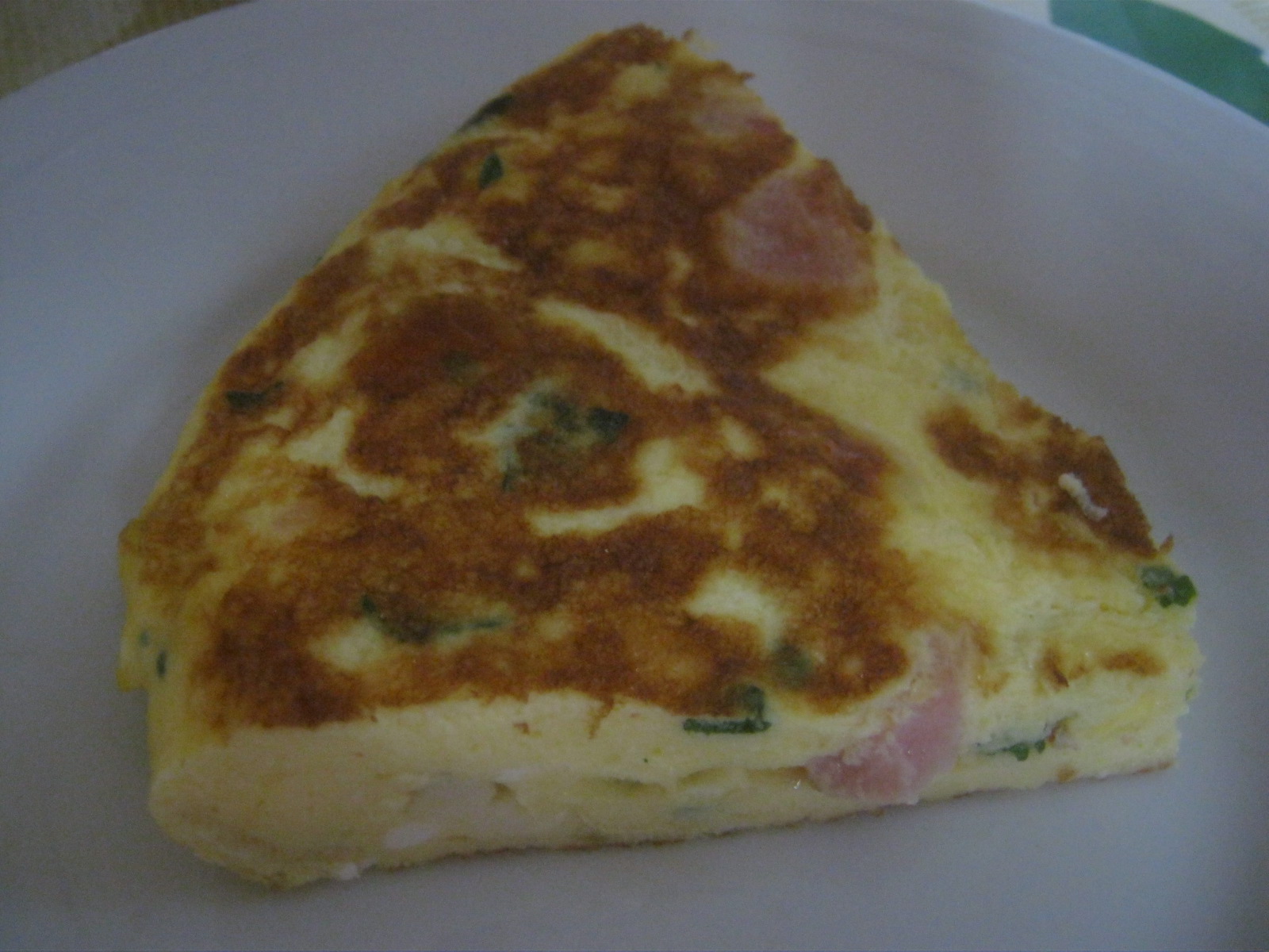 RICETTA FRITTATA DI PROSCIUTTO COTTO E SCAMORZA SECCA