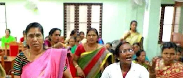 Ladies Boycotted Women Wall Discussion in Kollam, Kollam, News, Women, Protesters, Meeting, Threatened, Politics, BJP, Allegation, Kerala