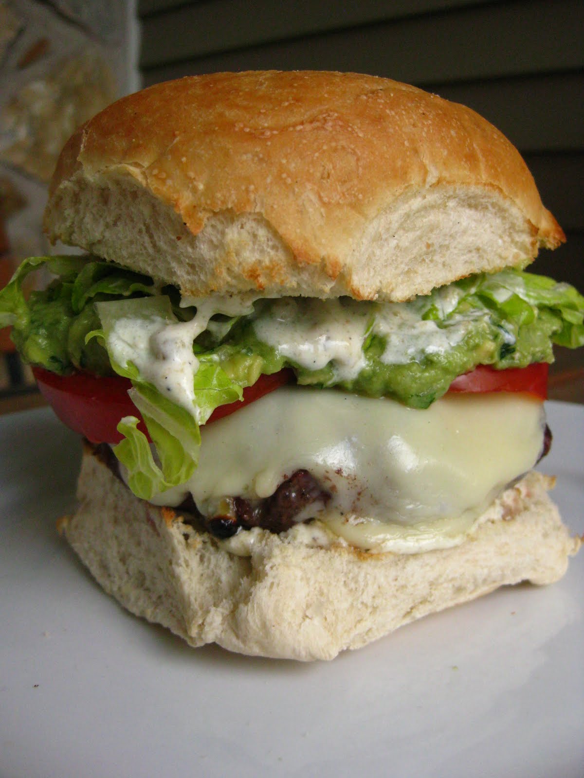 A Taste of Home Cooking: Burger Friday - Guacamole Burger