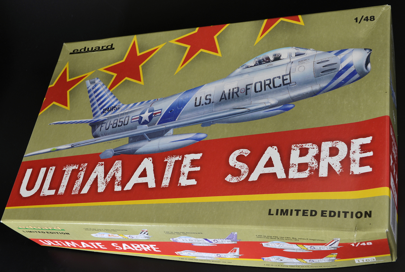 Nov: F-86F ‘Ultimate Sabre” Limited edition por Eduard. Eduard%2B%2B1163%2BUltimate%2BSabre%2B48th%2B%25283%2529