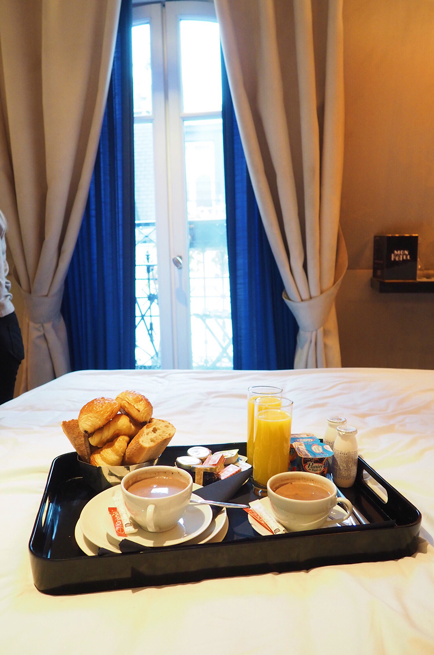 HOTEL ROOMS PARIS Petite Side of Style