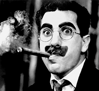 Groucho Marx viviera hoy en día sería un removedor de ideas pero además de alto ingenio intelectual