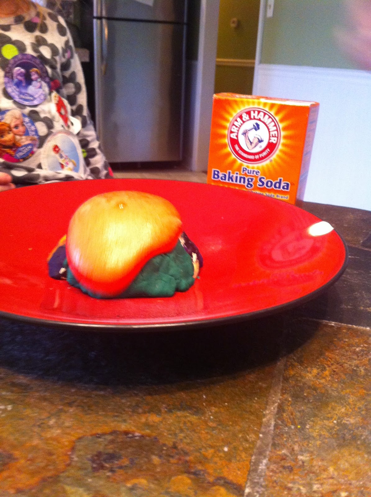 Mom With A Blog Arm and Hammer Baking Soda Volcano