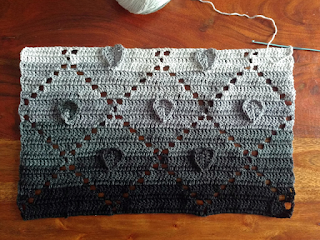 Crochet Pattern Heart Runner