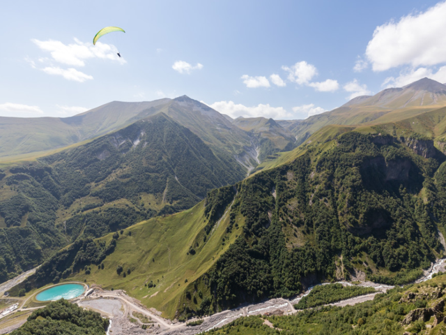 Wisata Satu Minggu Di Negara Kaukasus, Georgia, Azerbaijan dan Armenia Wisata Satu Minggu Di Negara Kaukasus, Georgia, Azerbaijan dan Armenia