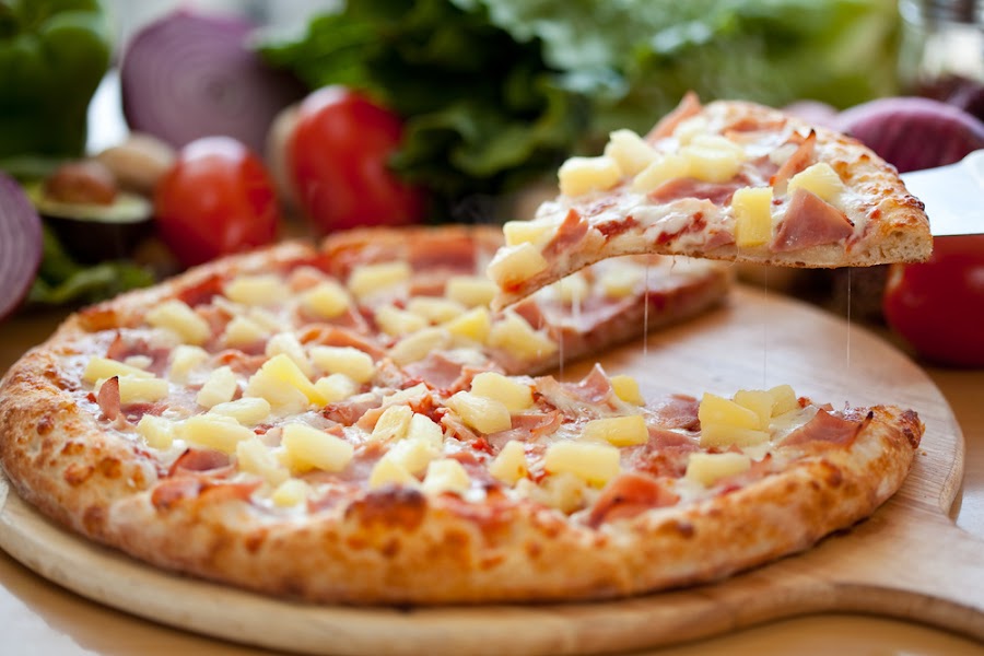 PIZZA HAWAIANA