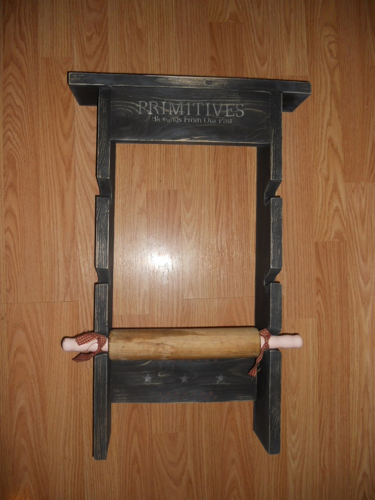 That Blonde Girl: DIY Primitive Rolling Pin Holder