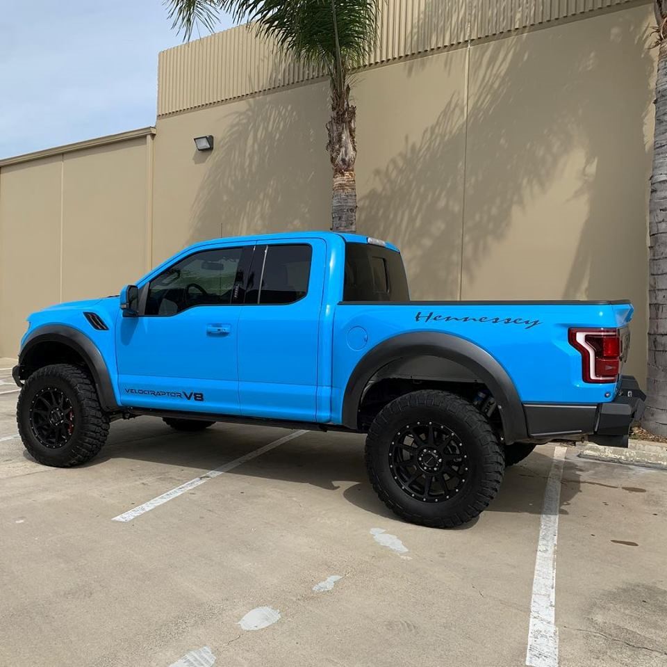 Ford f 150 Velociraptor 6x6