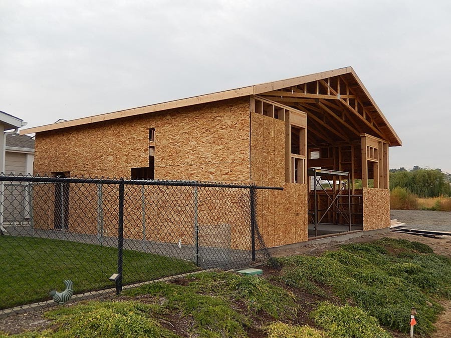 2 Acre Meadow Walls & Roof Particle Board