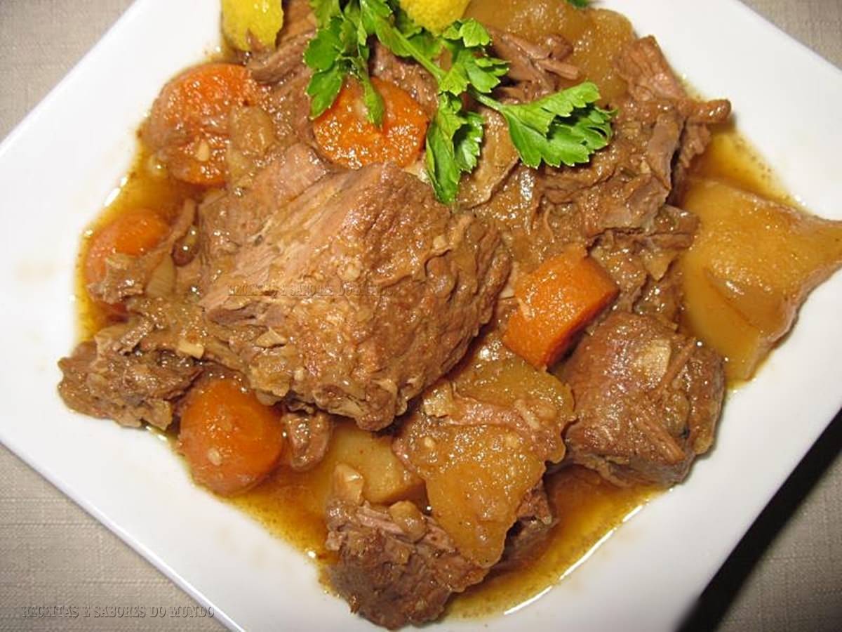 Ensopado de Borrego à Minha Maneira Receitas e Sabores do Mundo