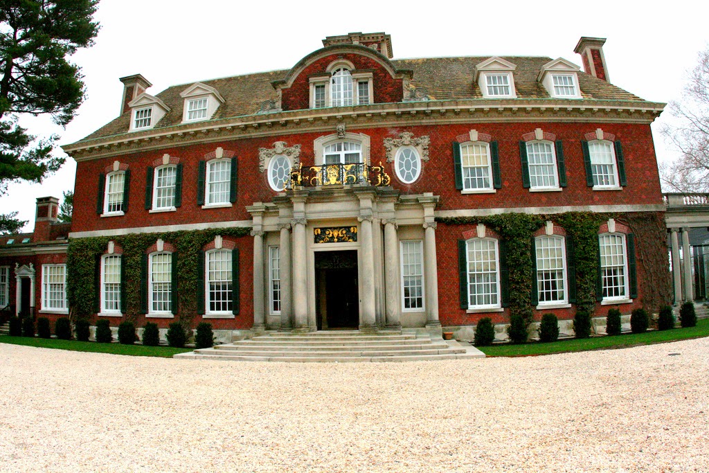 loveisspeed....... Old Westbury Gardens is the former estate of John