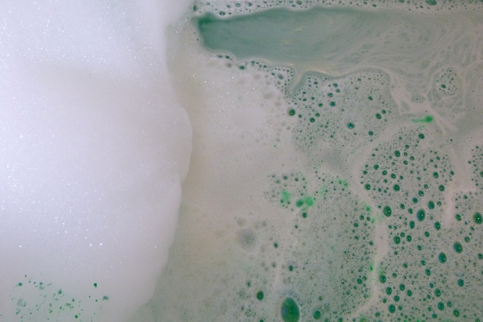 an image of holly go lightly bubble bar