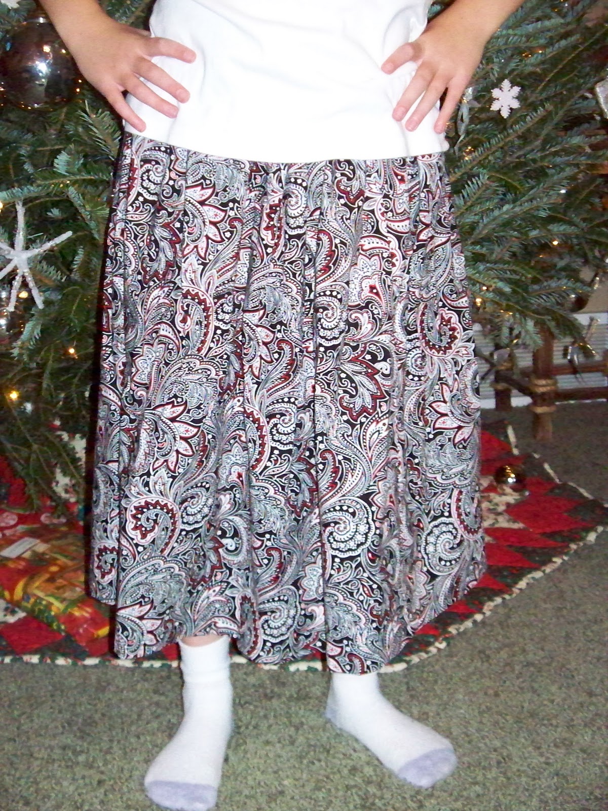 Christmas Skirt Adventures of a DIY Mom