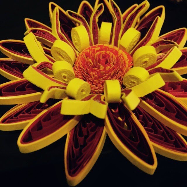 Quilling Made Easy Red and Yellow Quilled flowers