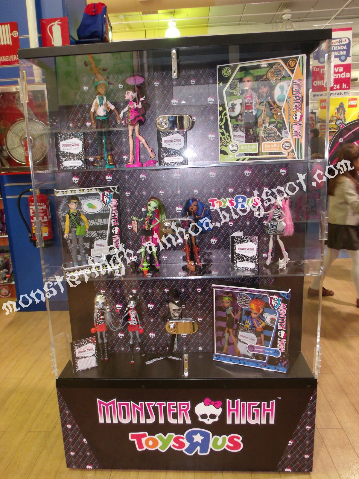 Monster High Ainhoa Exposición Monster High en el Toys "R" Us de