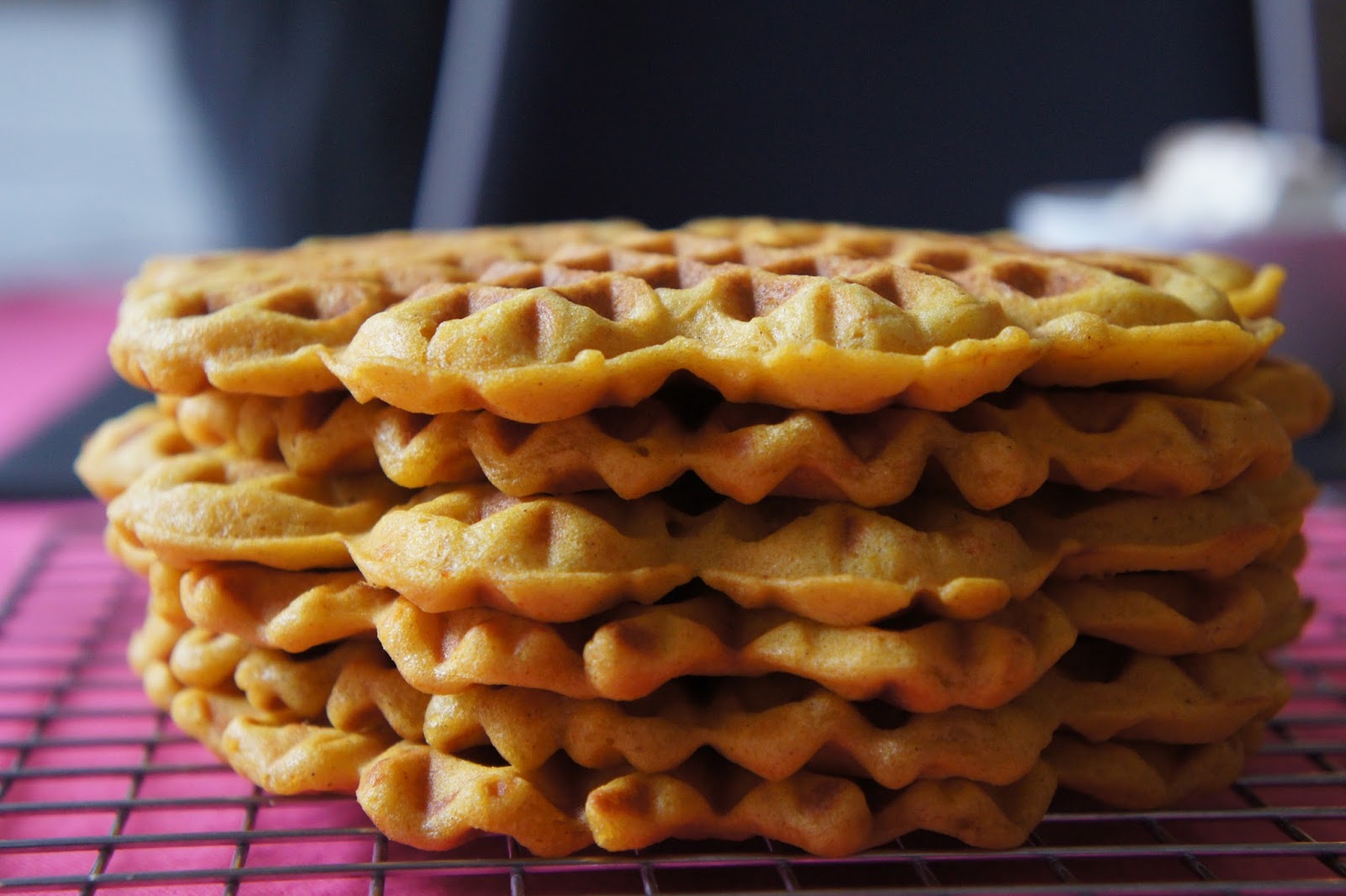REZEPT: glutenfreie Kürbis-Waffeln mit Zimt ♥ Ein glutenfreier Blog