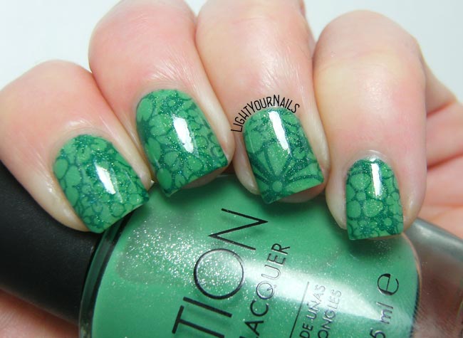 Green flowers stamping nail art feat. Harunouta 07 plate