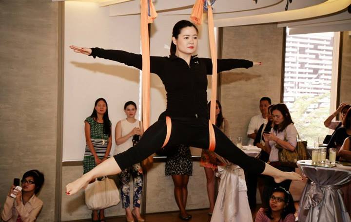 aldo wedge flip flops