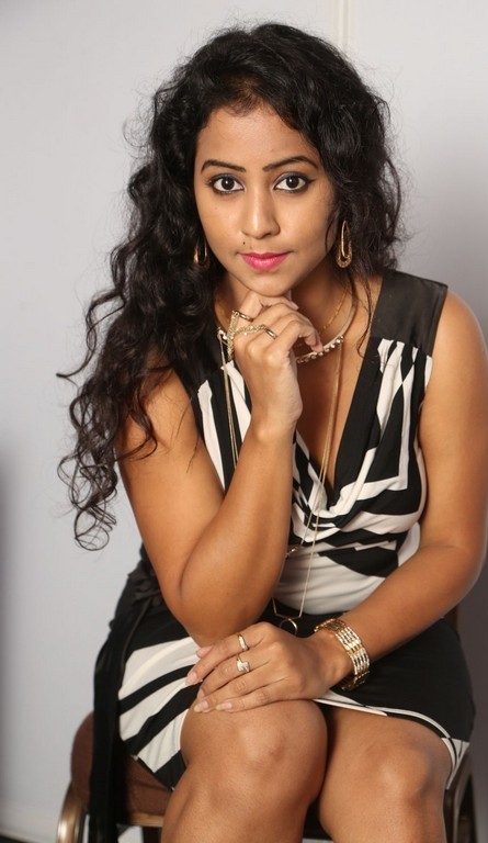 Actress HD Gallery: Telugu Actress Deepa Naidu Hot Pics
