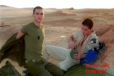 GORGEOUS MEN: Israeli soldiers (naked)