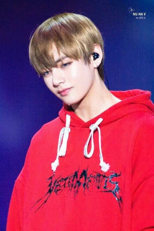 V BTS