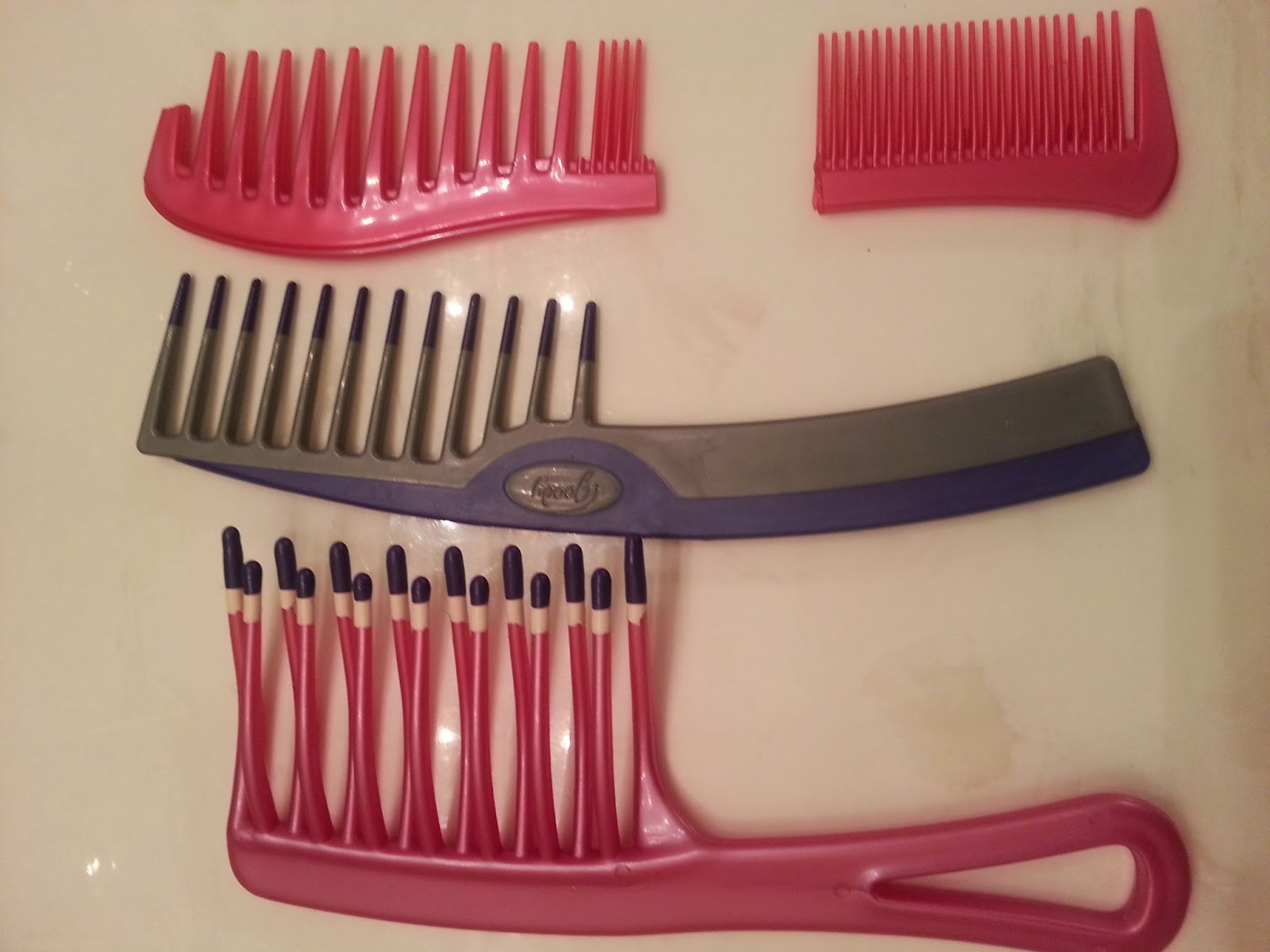 Give Me 5 Minutes with Fanuppa!: Great Comb Makes a Difference