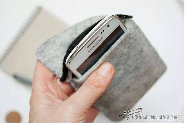 funda de fieltro para móvil
